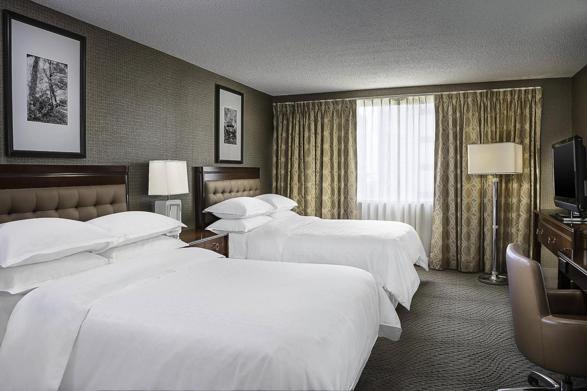 Hotel Sheraton Downtown 4*