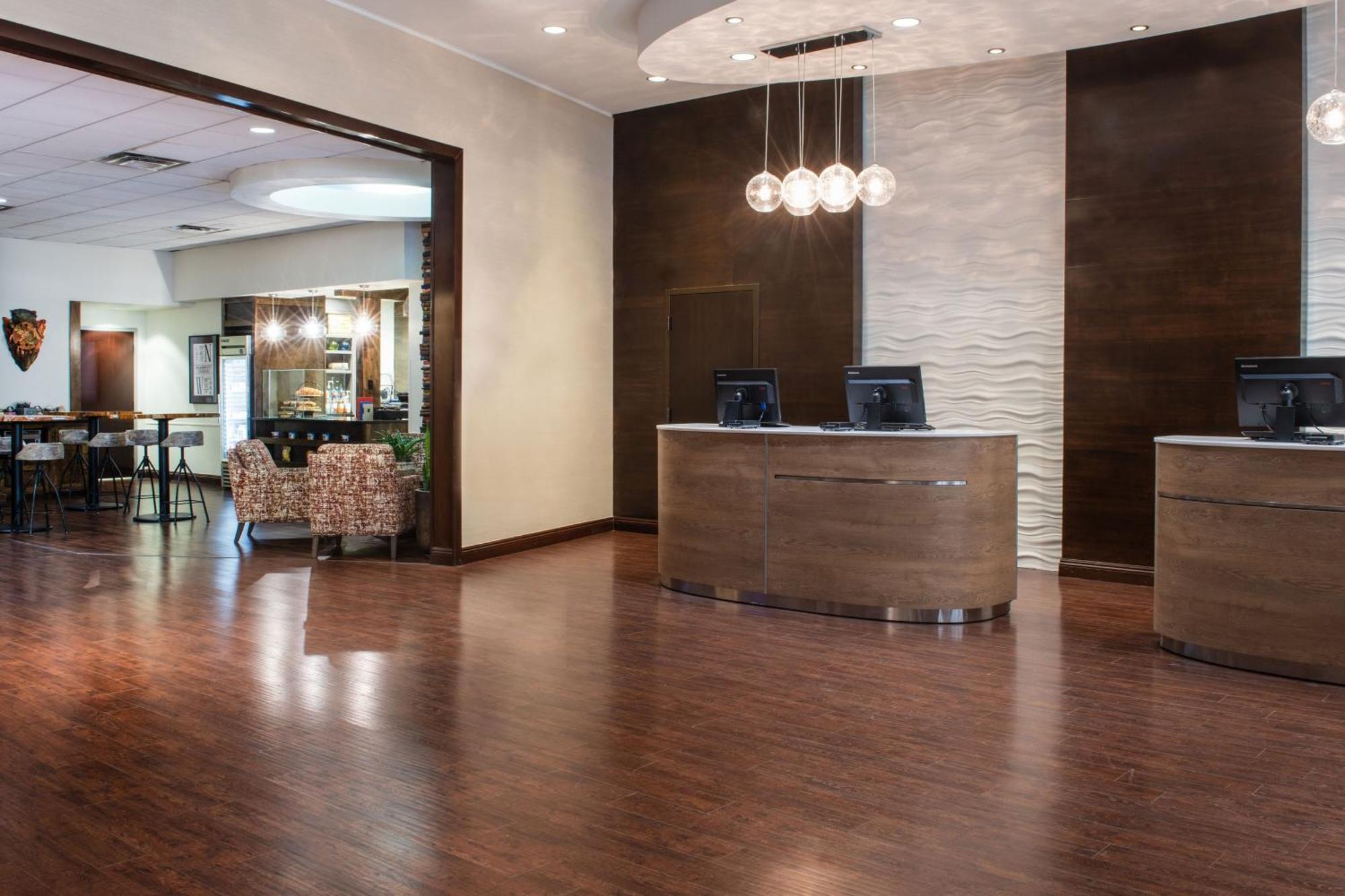 Hotel Sheraton Downtown 4*